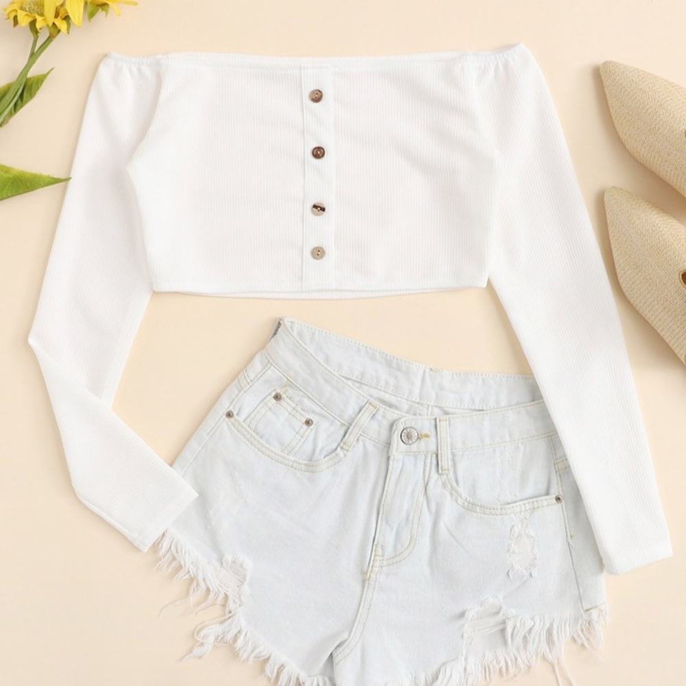 Off shoulder long sleeve